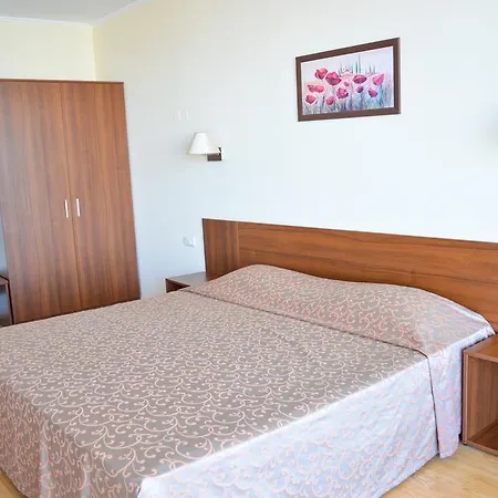 Hotel Central Hotel 4*