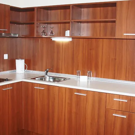 Hotel Central מלון